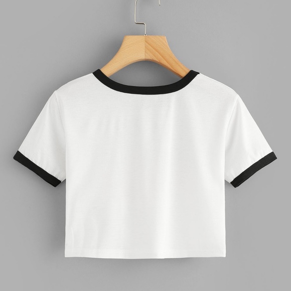 LARGE: STRANGER THINGS CROP TOP - Picture 3 of 4